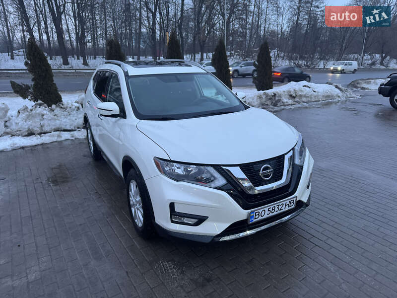 Внедорожник / Кроссовер Nissan Rogue 2017 в Тернополе фото 3 Внедорожник / Кроссовер Nissan Rogue 2017 в Тернополе