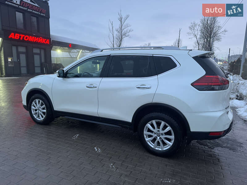 Внедорожник / Кроссовер Nissan Rogue 2017 в Тернополе фото 9 Внедорожник / Кроссовер Nissan Rogue 2017 в Тернополе