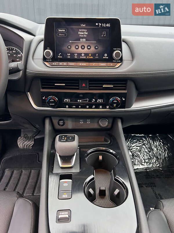 Внедорожник / Кроссовер Nissan Rogue 2025 в Черкассах