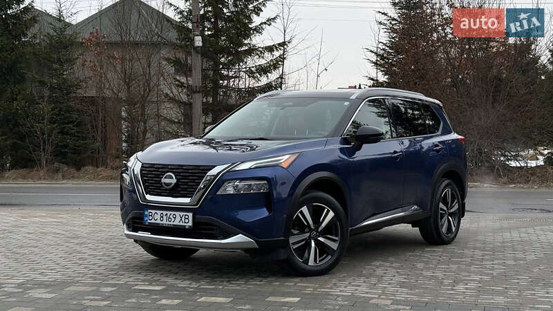 Внедорожник / Кроссовер Nissan Rogue 2023 в Дрогобыче