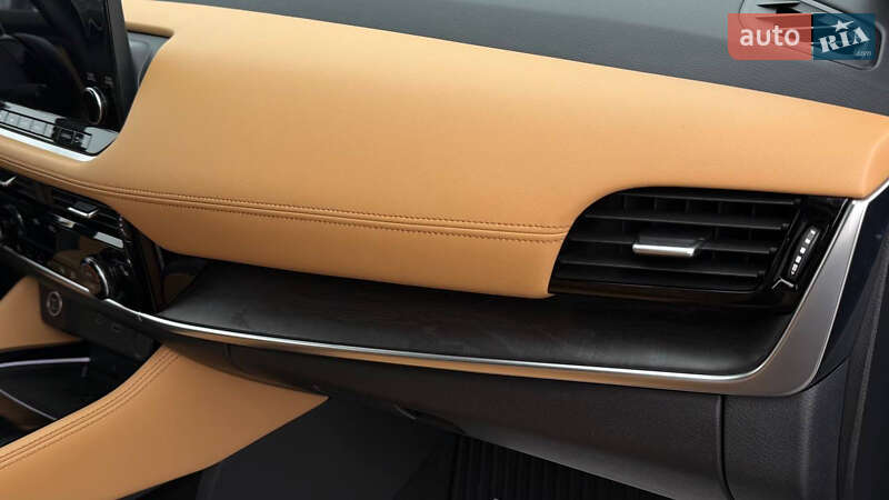 Внедорожник / Кроссовер Nissan Rogue 2023 в Дрогобыче