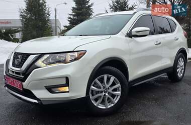 Внедорожник / Кроссовер Nissan Rogue 2018 в Хмельницком