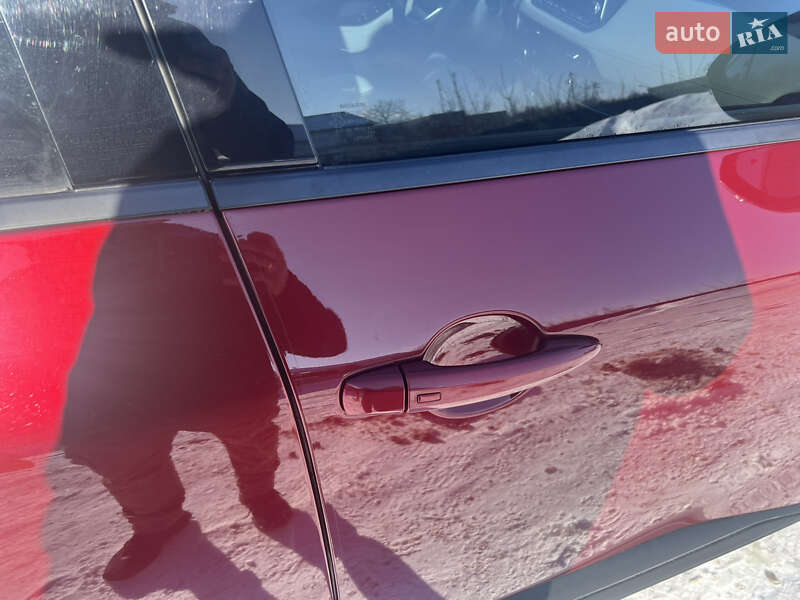 Внедорожник / Кроссовер Nissan Rogue 2021 в Ровно