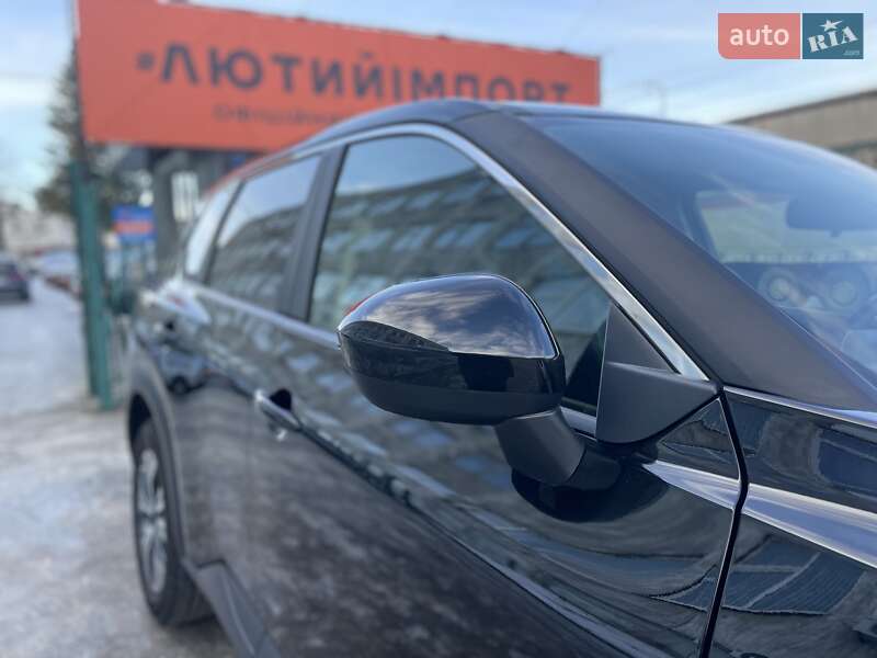 Внедорожник / Кроссовер Nissan Rogue 2023 в Сумах