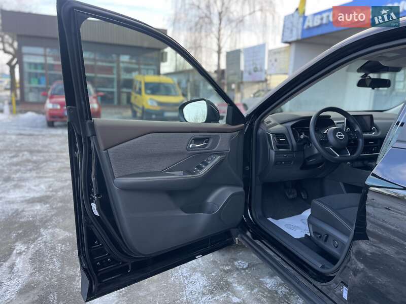 Внедорожник / Кроссовер Nissan Rogue 2023 в Сумах