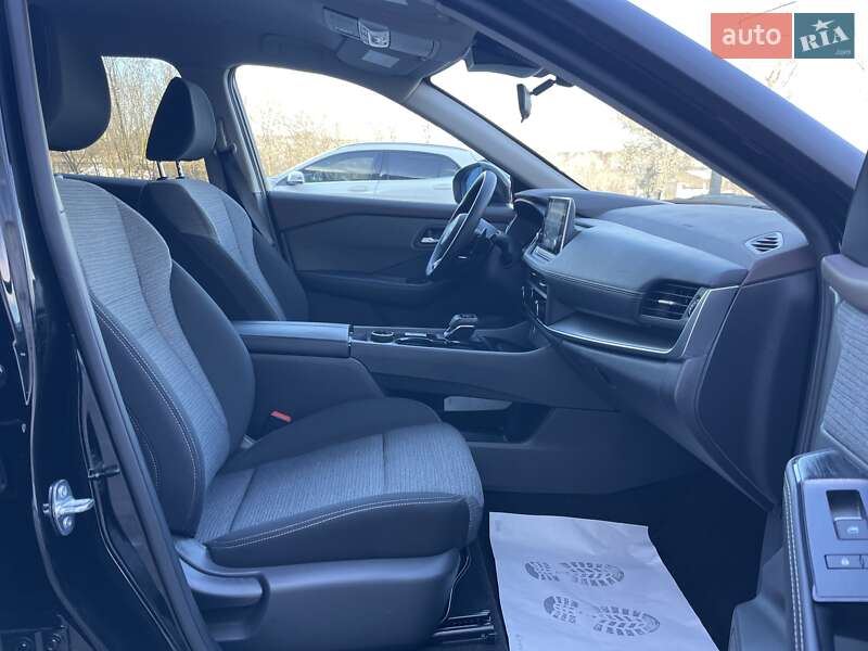 Внедорожник / Кроссовер Nissan Rogue 2023 в Сумах