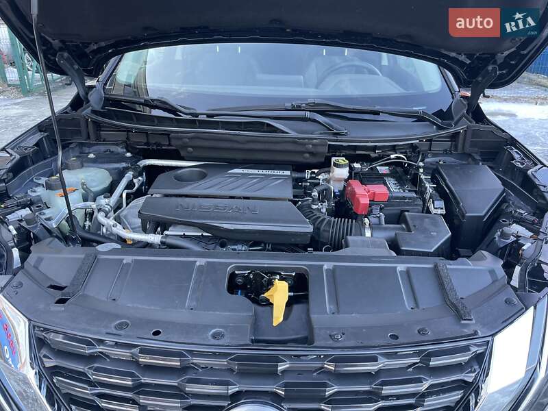 Внедорожник / Кроссовер Nissan Rogue 2023 в Сумах
