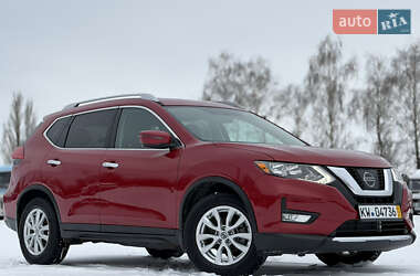 Внедорожник / Кроссовер Nissan Rogue 2017 в Виннице