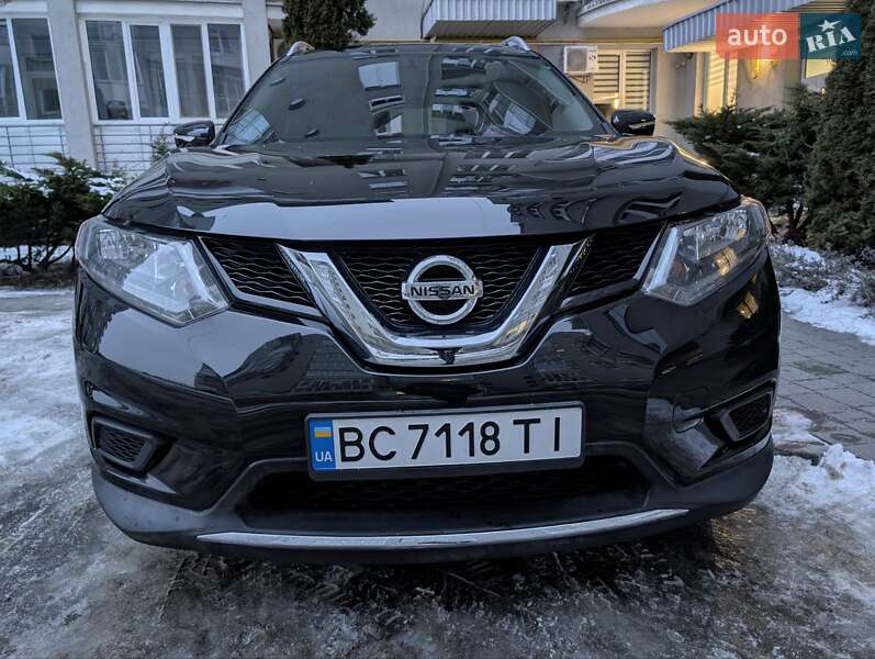 Внедорожник / Кроссовер Nissan Rogue 2014 в Львове