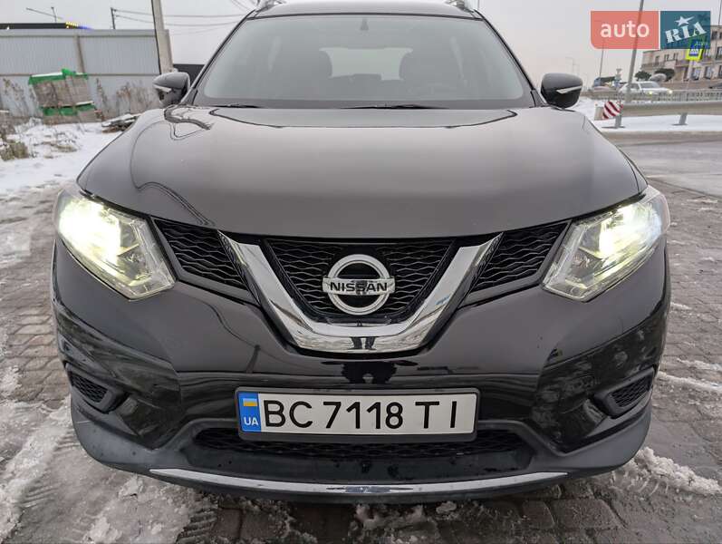 Внедорожник / Кроссовер Nissan Rogue 2014 в Львове