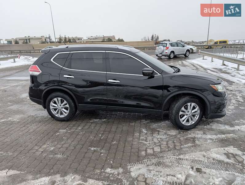 Внедорожник / Кроссовер Nissan Rogue 2014 в Львове