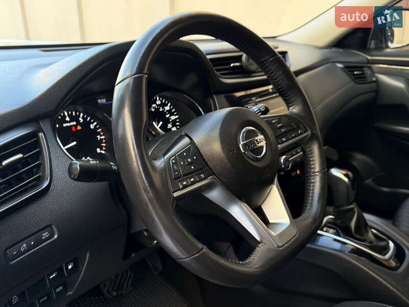Позашляховик / Кросовер Nissan Rogue 2018 в Одесі