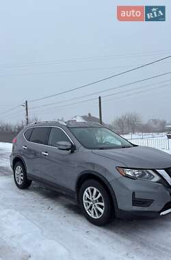 Позашляховик / Кросовер Nissan Rogue 2017 в Білій Церкві
