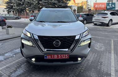 Внедорожник / Кроссовер Nissan Rogue 2021 в Ровно