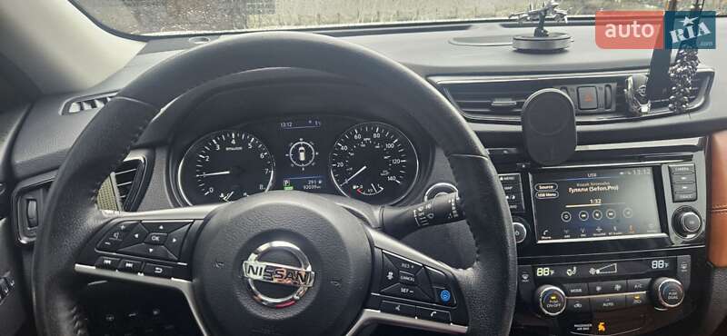 Позашляховик / Кросовер Nissan Rogue 2018 в Іршаві