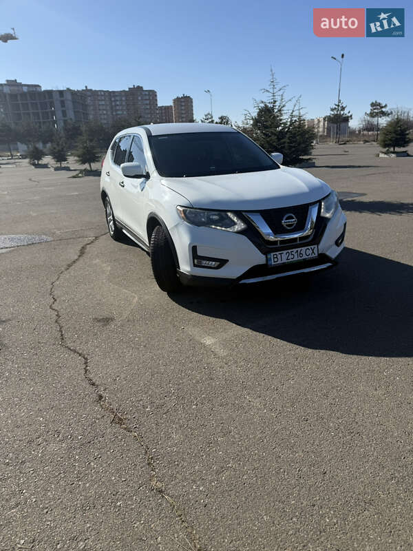 Внедорожник / Кроссовер Nissan Rogue 2017 в Одессе