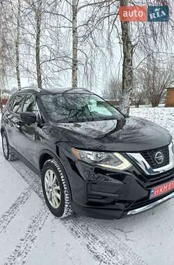 Внедорожник / Кроссовер Nissan Rogue 2019 в Новых Санжарах