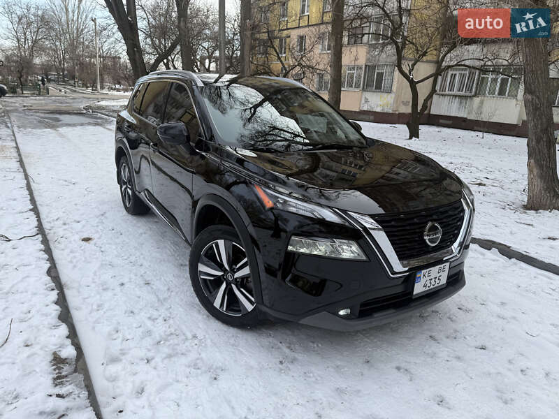 Внедорожник / Кроссовер Nissan Rogue 2021 в Днепре