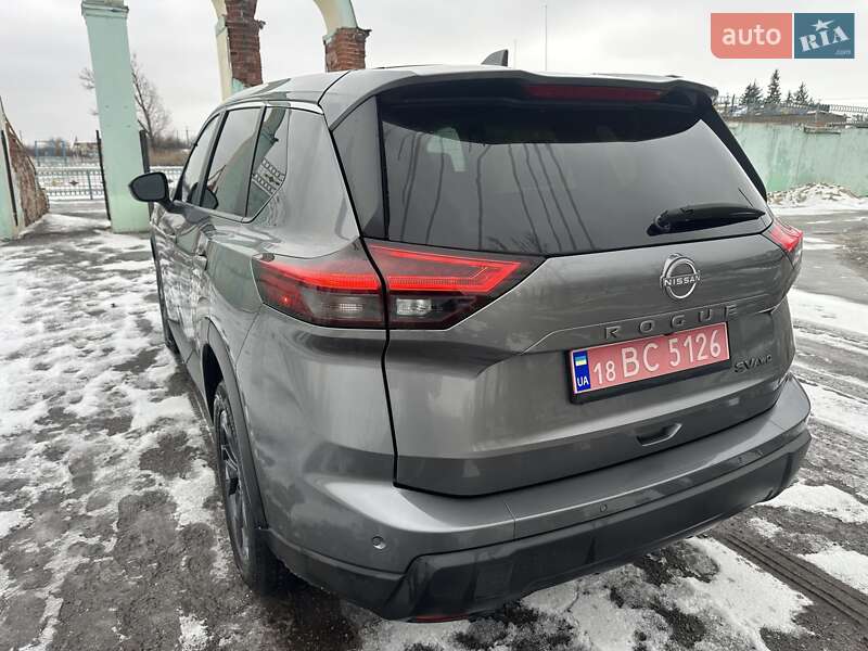 Внедорожник / Кроссовер Nissan Rogue 2024 в Изюме