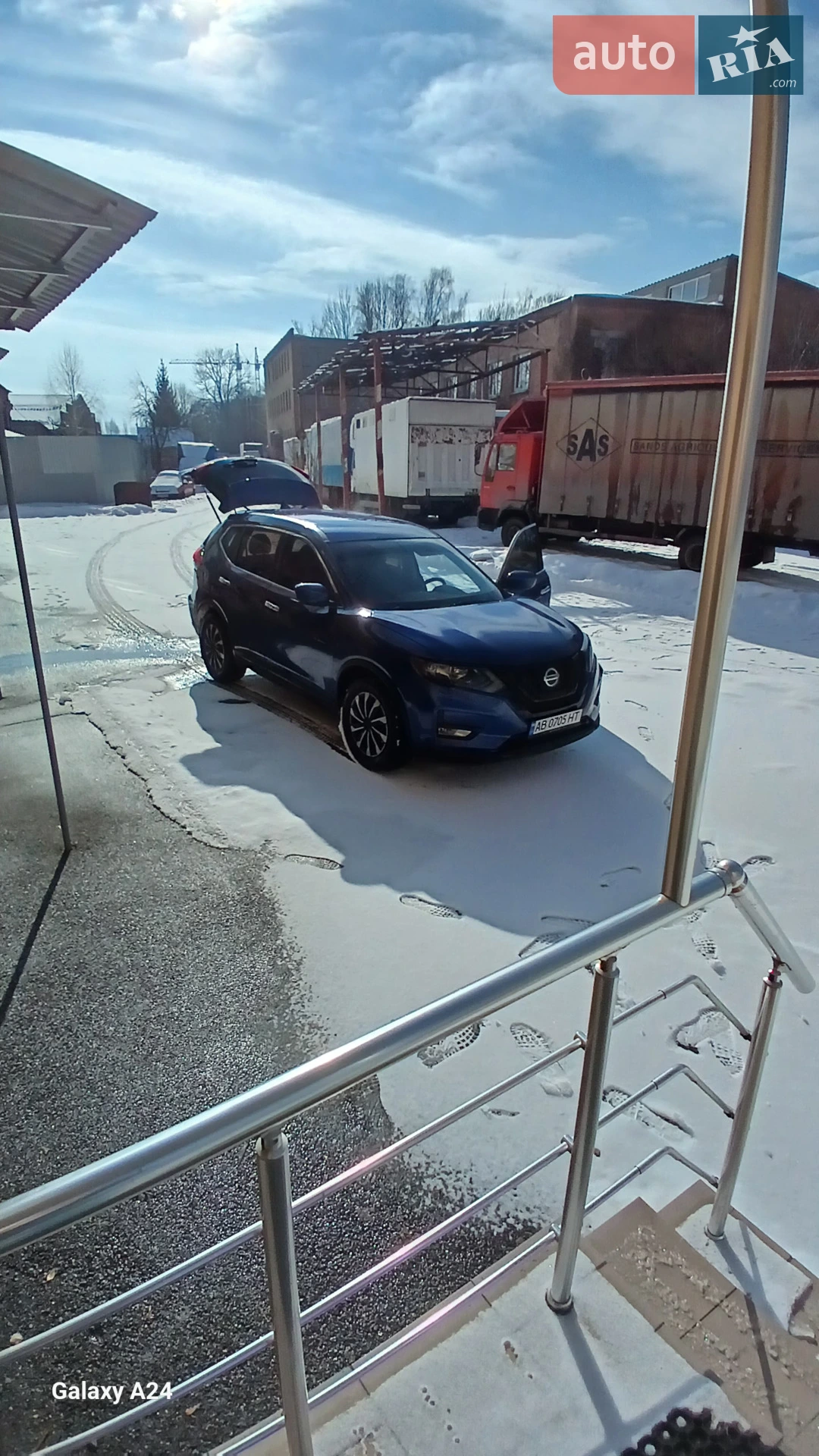 2018 Nissan Rogue - мініатюра 2