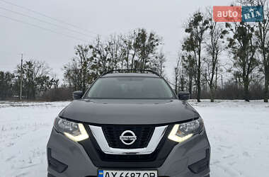 Внедорожник / Кроссовер Nissan Rogue 2017 в Мерефа
