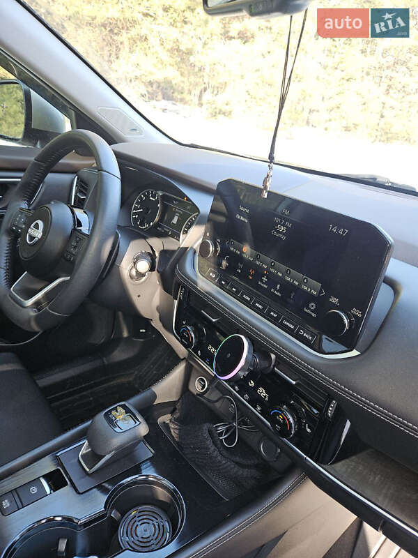 Внедорожник / Кроссовер Nissan Rogue 2021 в Кременчуге