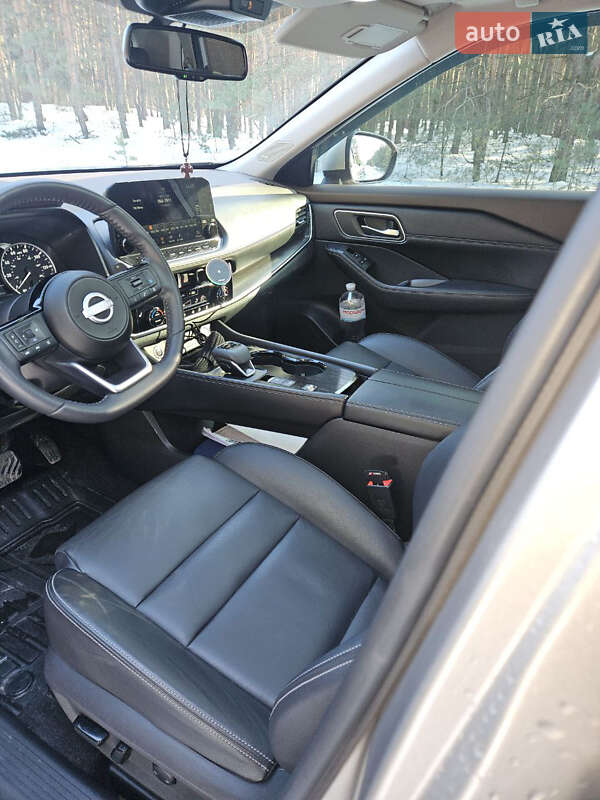 Внедорожник / Кроссовер Nissan Rogue 2021 в Кременчуге