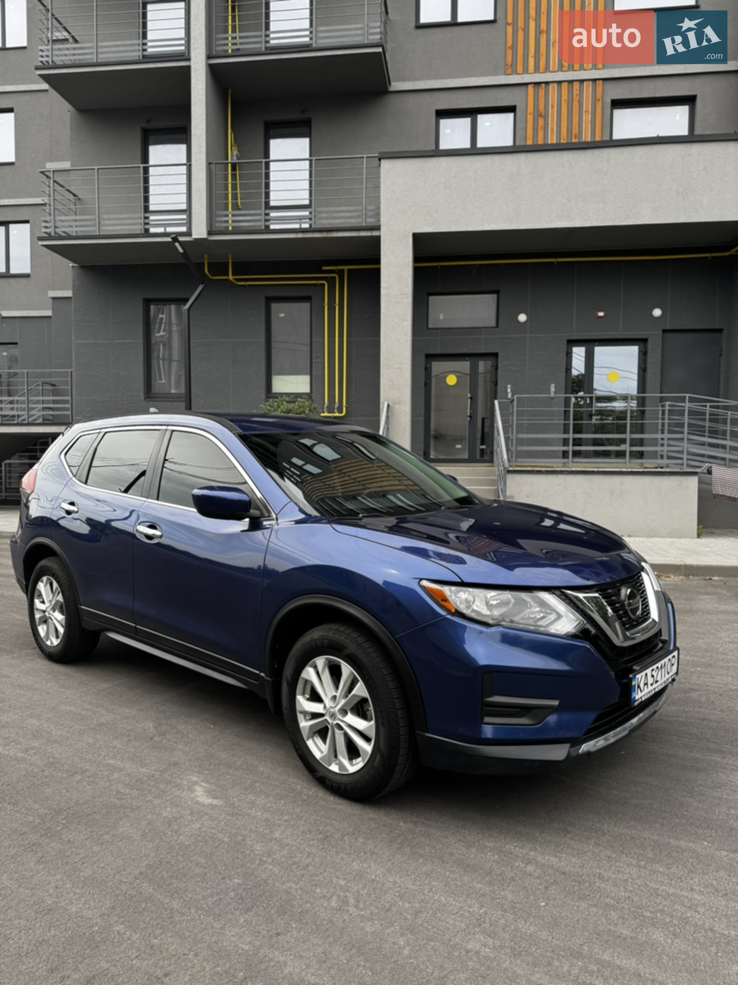 2018 Nissan Rogue - мініатюра 2