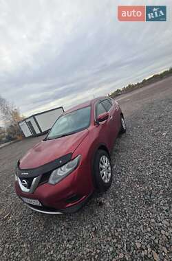Позашляховик / Кросовер Nissan Rogue 2015 в Києві