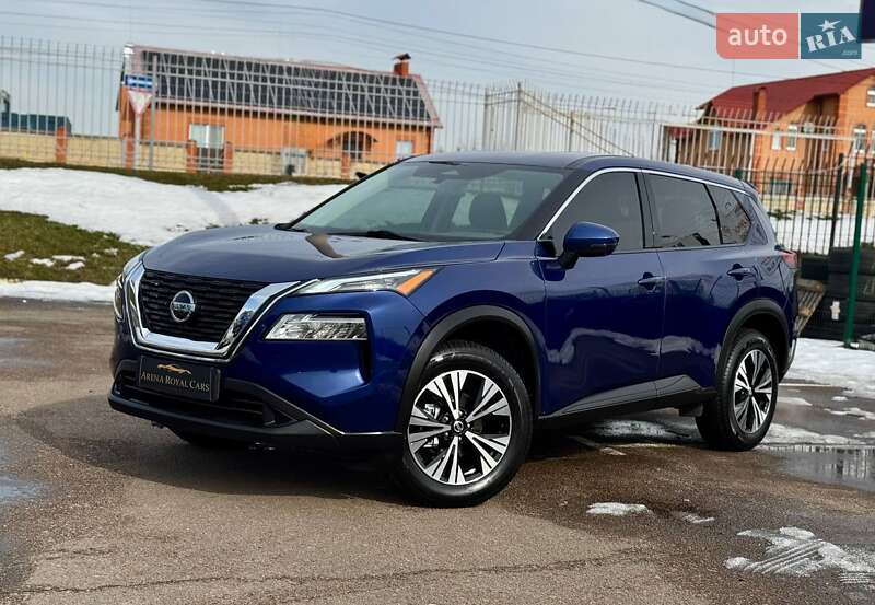 Внедорожник / Кроссовер Nissan Rogue 2021 в Киеве