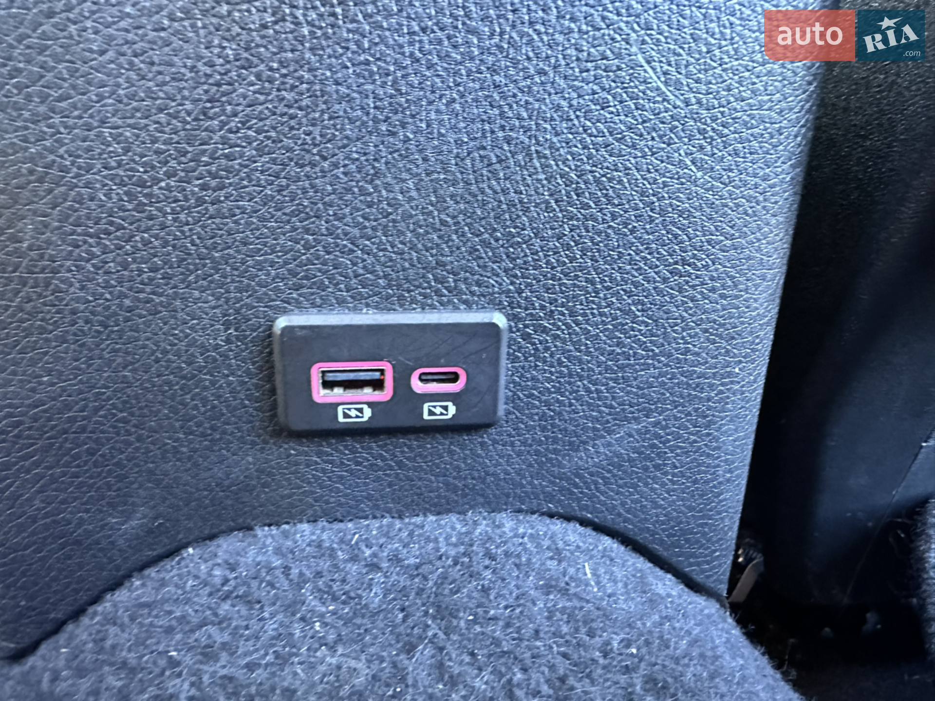 2019 Nissan Rogue - мініатюра 17