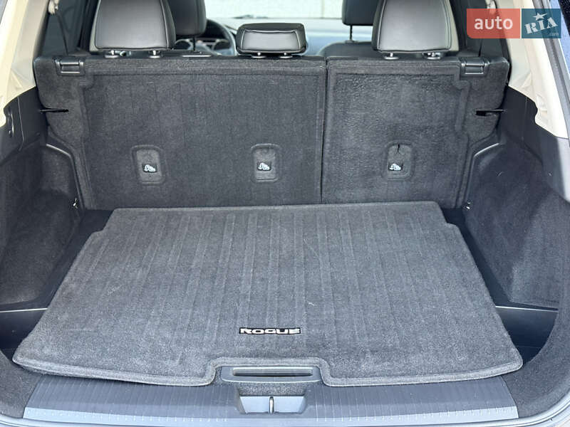 Внедорожник / Кроссовер Nissan Rogue 2021 в Белой Церкви