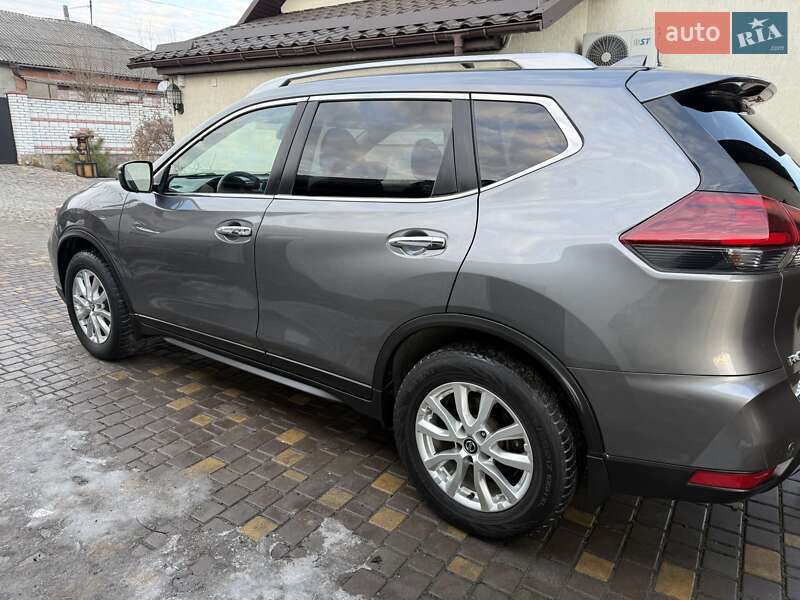 Внедорожник / Кроссовер Nissan Rogue 2020 в Виннице