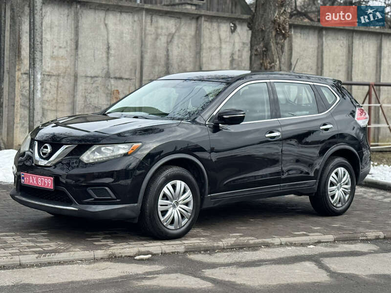 Позашляховик / Кросовер Nissan Rogue 2015 в Лубнах