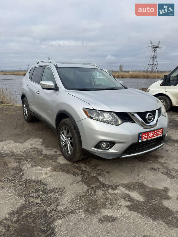 Внедорожник / Кроссовер Nissan Rogue 2015 в Николаеве