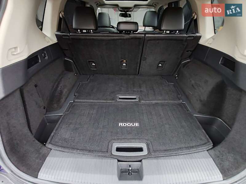 Внедорожник / Кроссовер Nissan Rogue 2020 в Киеве