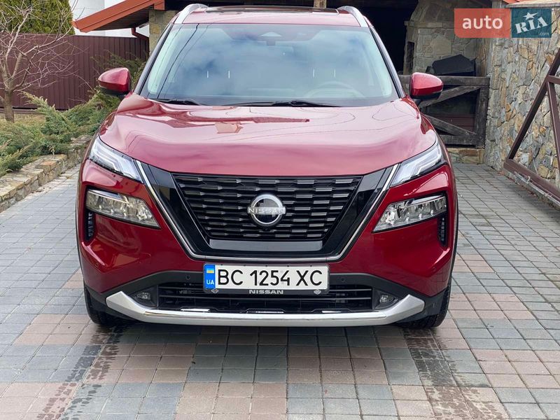 Внедорожник / Кроссовер Nissan Rogue 2023 в Дрогобыче