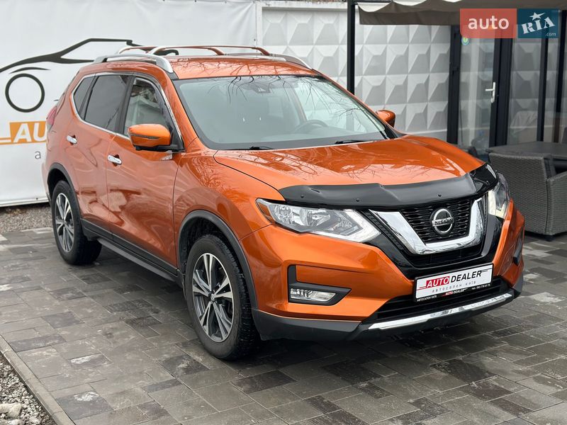 Внедорожник / Кроссовер Nissan Rogue 2019 в Киеве