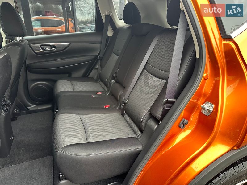 Внедорожник / Кроссовер Nissan Rogue 2019 в Киеве