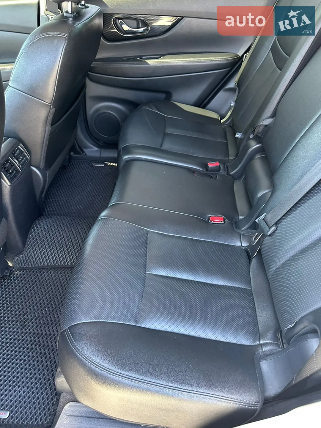 2019 Nissan Rogue - мініатюра 28