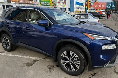 Позашляховик / Кросовер Nissan Rogue 2020 в Лубнах