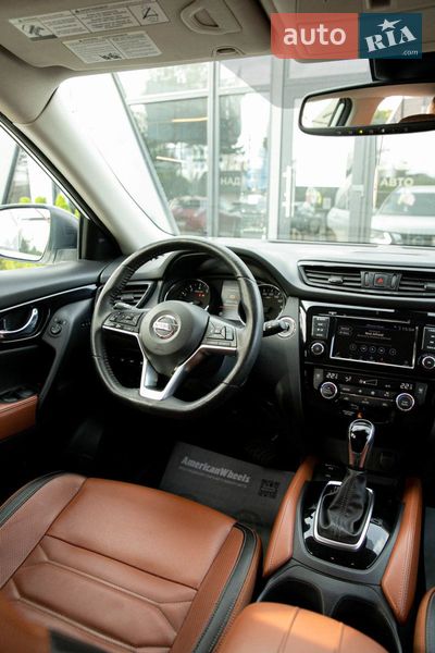 Внедорожник / Кроссовер Nissan Rogue 2019 в Черновцах