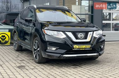 Внедорожник / Кроссовер Nissan Rogue 2017 в Ивано-Франковске