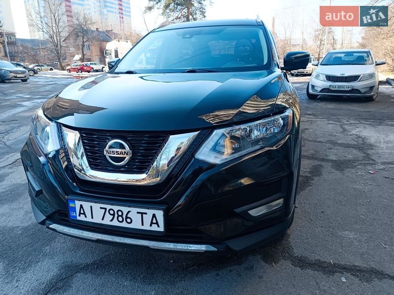 Внедорожник / Кроссовер Nissan Rogue 2019 в Киеве