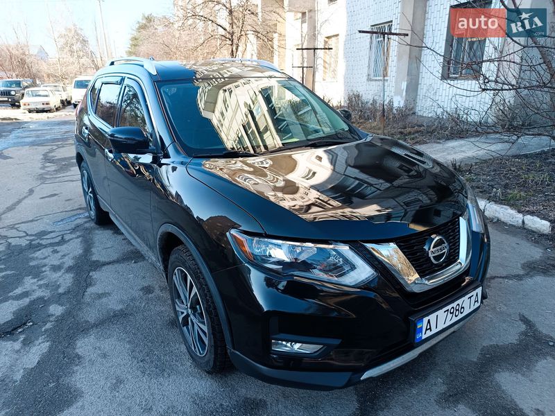 Внедорожник / Кроссовер Nissan Rogue 2019 в Киеве