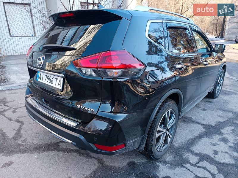 Внедорожник / Кроссовер Nissan Rogue 2019 в Киеве