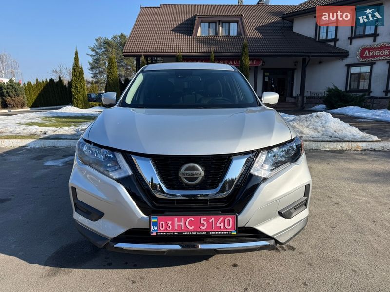 Внедорожник / Кроссовер Nissan Rogue 2019 в Киеве