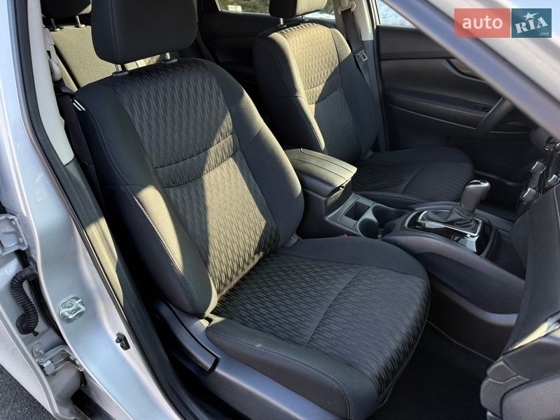 Внедорожник / Кроссовер Nissan Rogue 2019 в Киеве