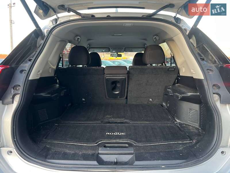 Позашляховик / Кросовер Nissan Rogue 2018 в Львові