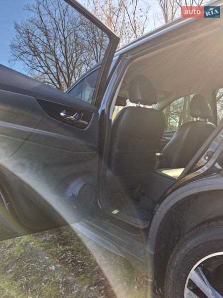 Внедорожник / Кроссовер Nissan Rogue 2018 в Киеве